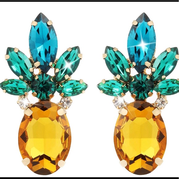 Letting It All Out Style Bundle. All included. - Picture 5 of 8